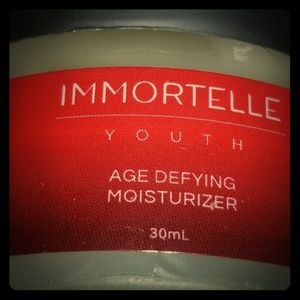 IMMORTELLE YOUTH AGE MOISTURIZER